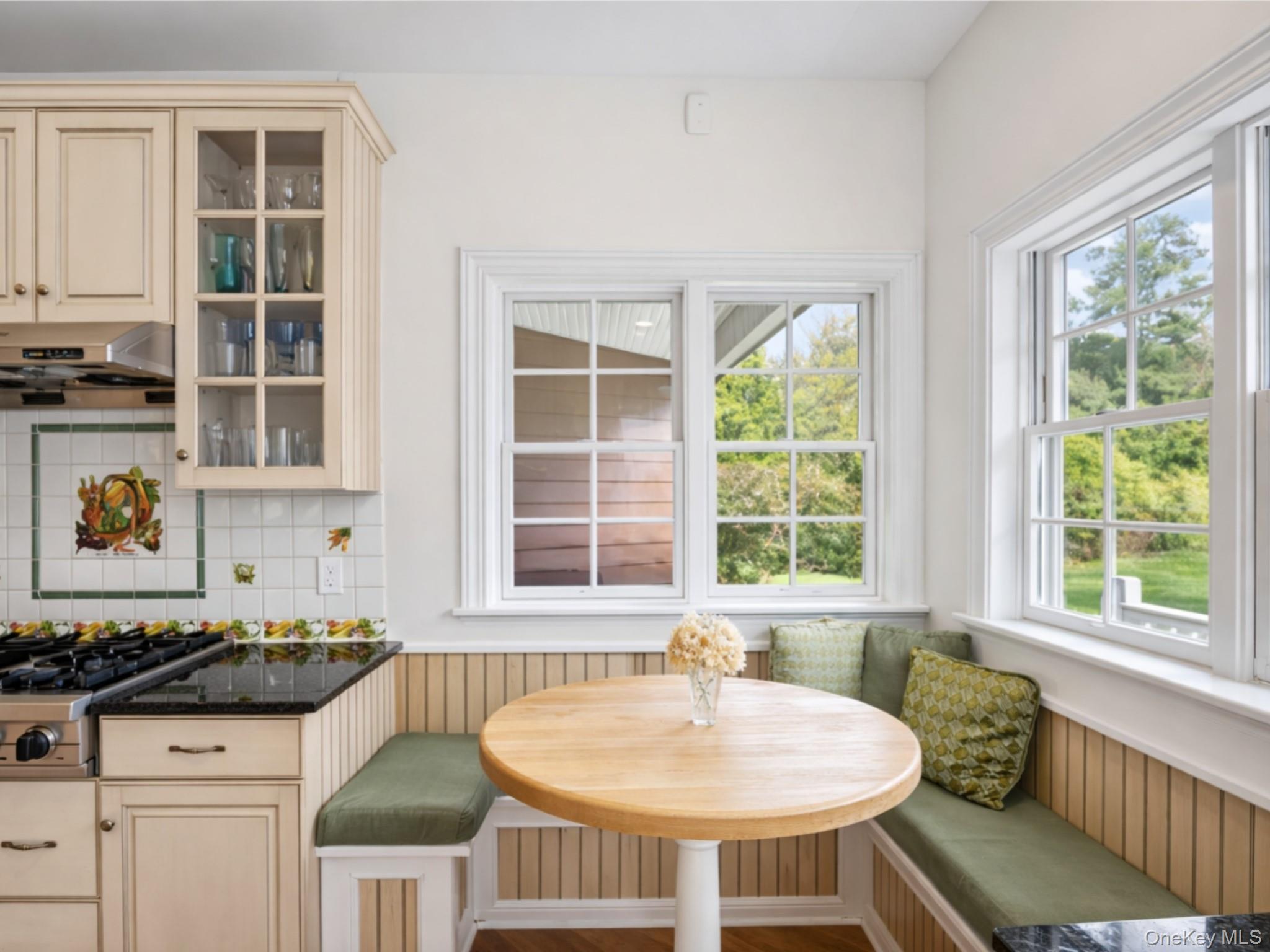 12 Laila Lane – For Sale photo 11