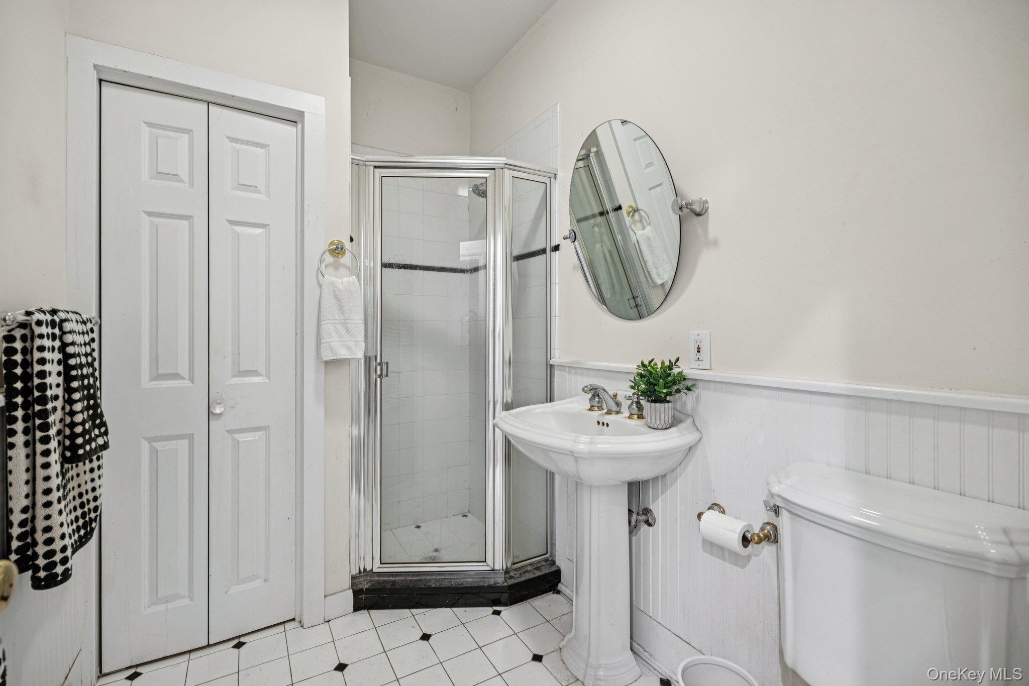 12 Laila Lane – For Sale photo 35