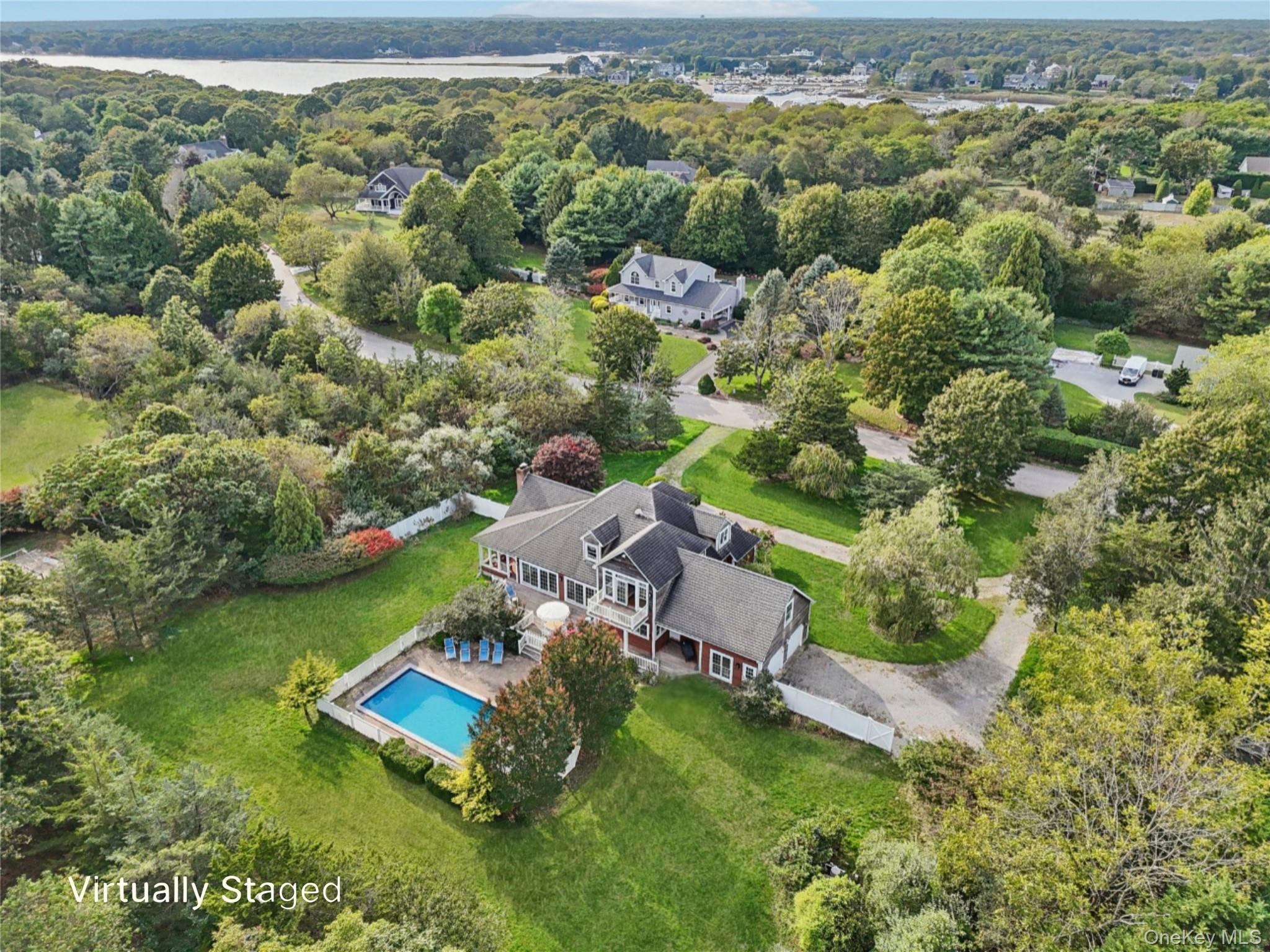 12 Laila Lane – For Sale photo 3