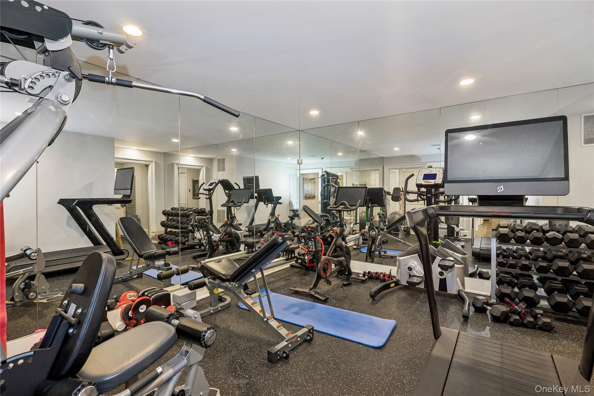 29 Wood Edge Court – For Rent photo 28