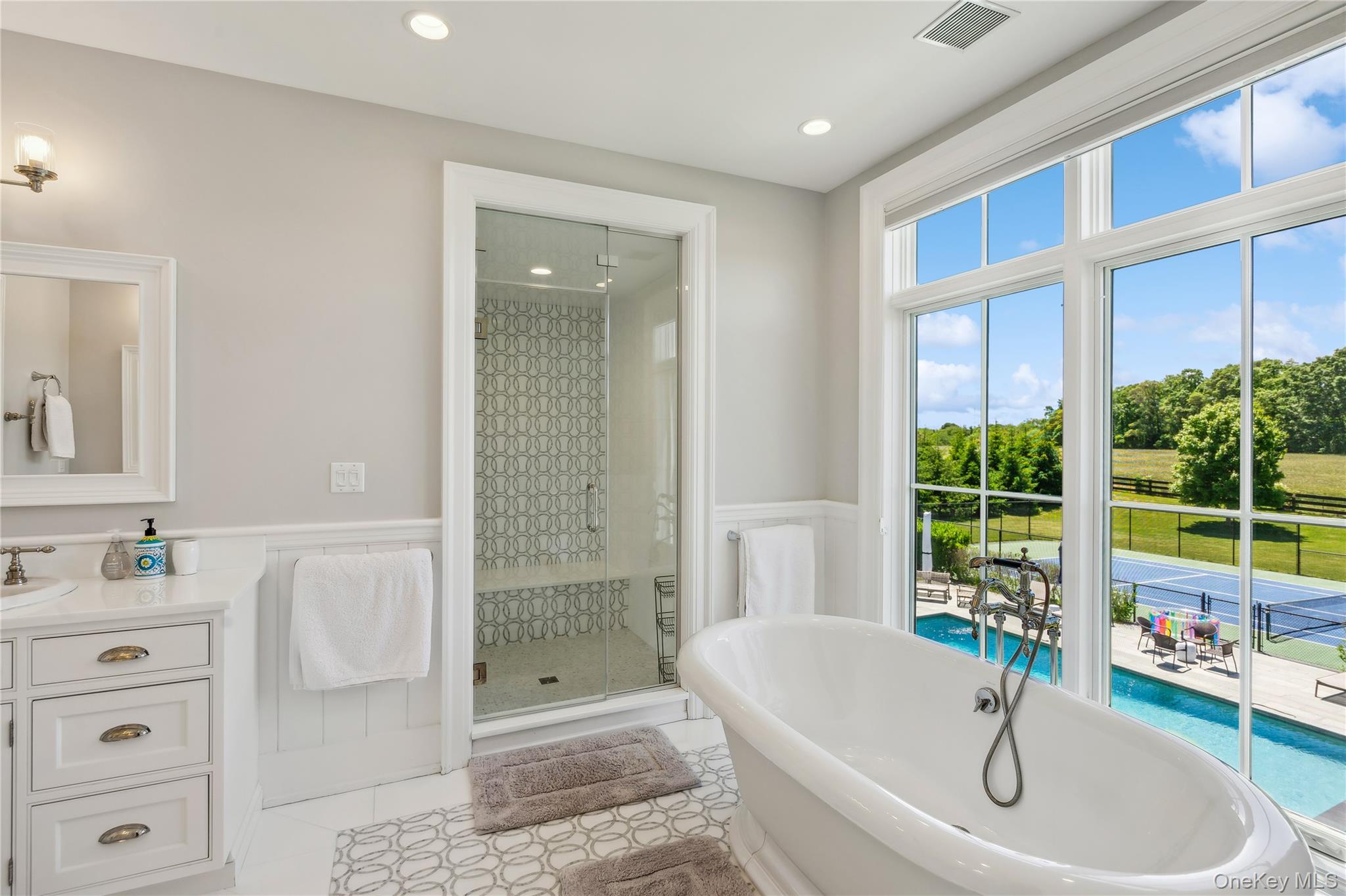 29 Wood Edge Court – For Rent photo 12