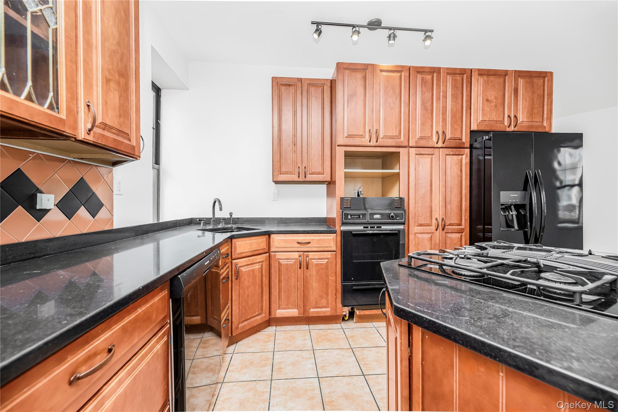 33 Convent Avenue, Unit 23 photo 15
