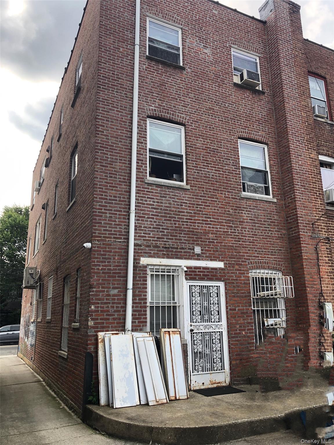 42-19 162nd Street – For Sale photo 2