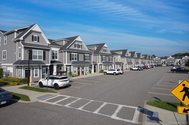 104 Sutton Court, Unit 104