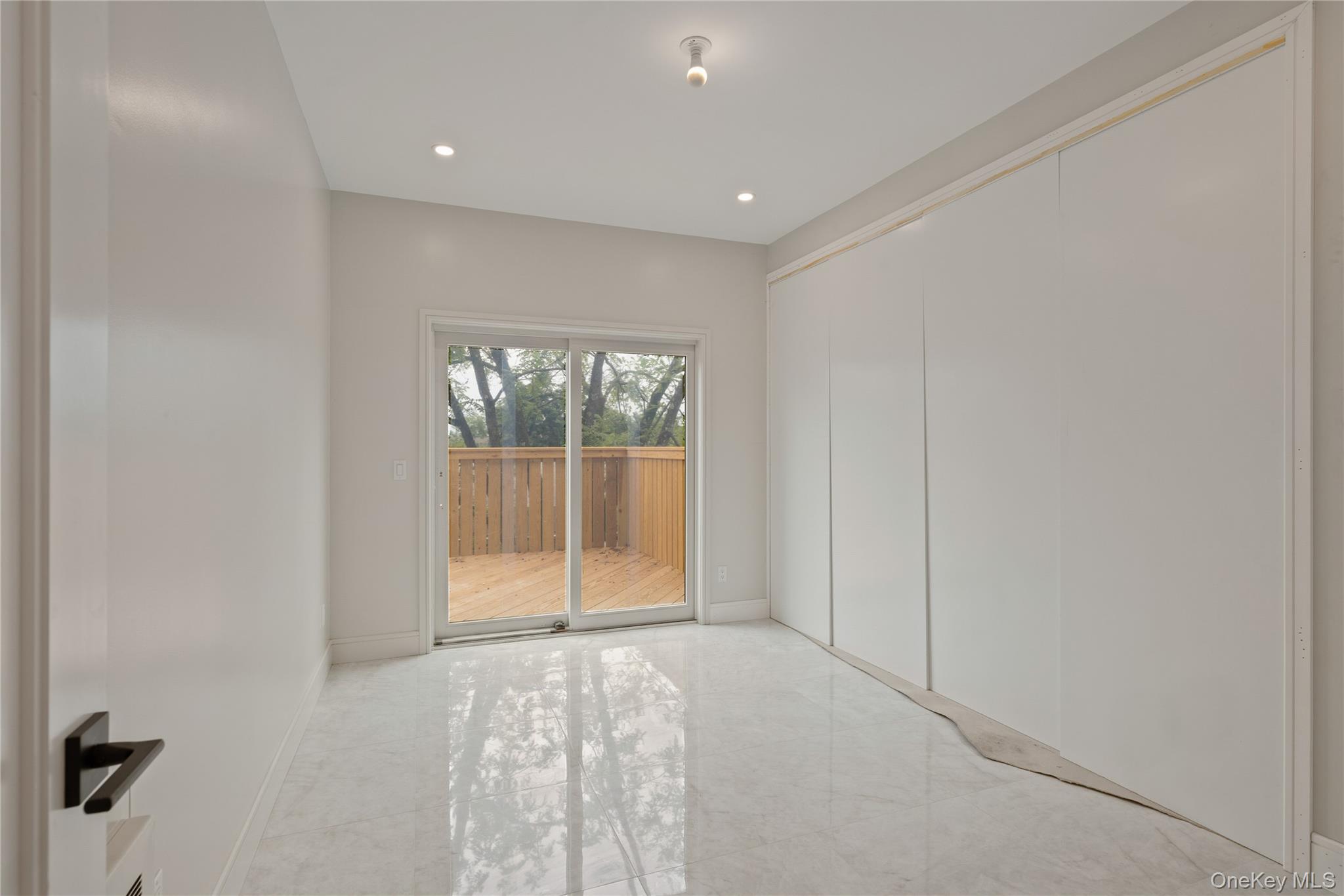 15 Ridge Avenue, Unit 204 photo 35