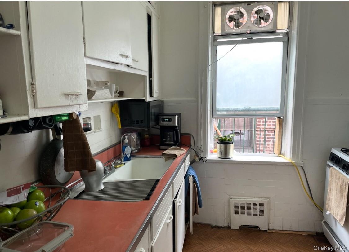 39-17 65 Pl – For Sale photo 35