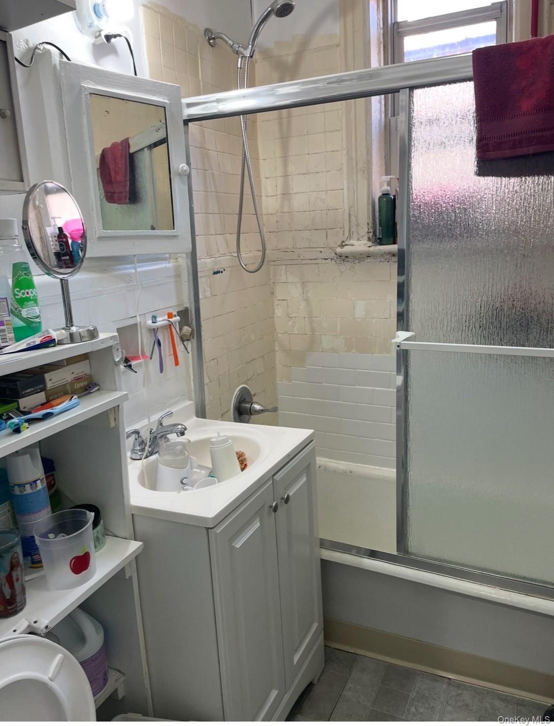 39-17 65 Pl – For Sale photo 12