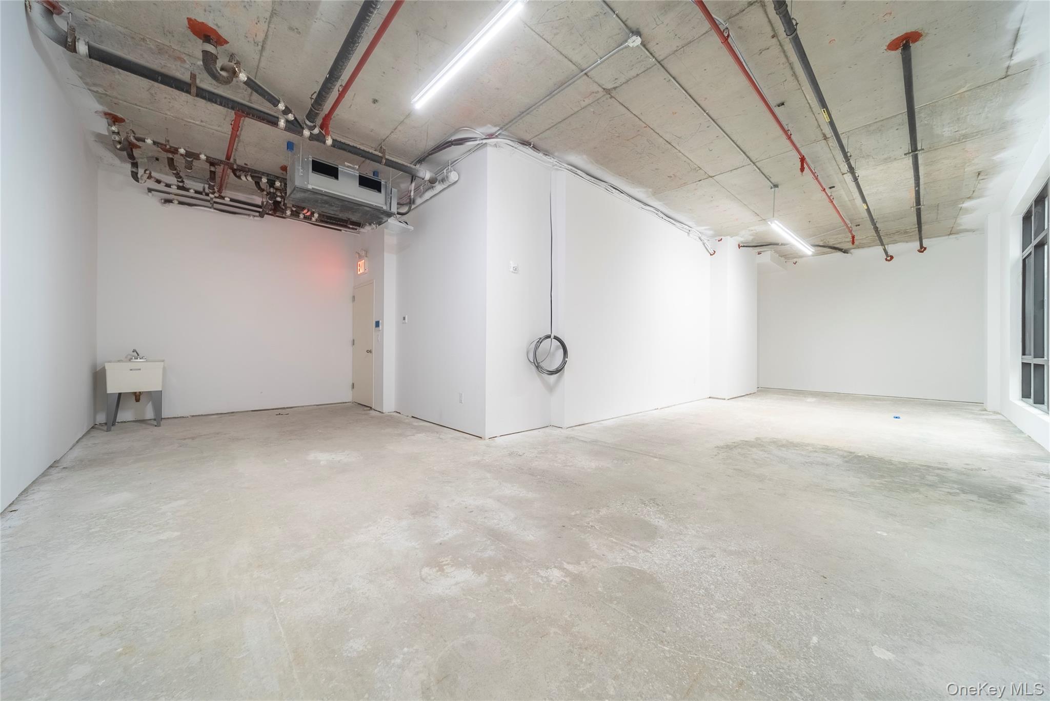 124-28 Queens Boulevard, Unit M1 photo 3