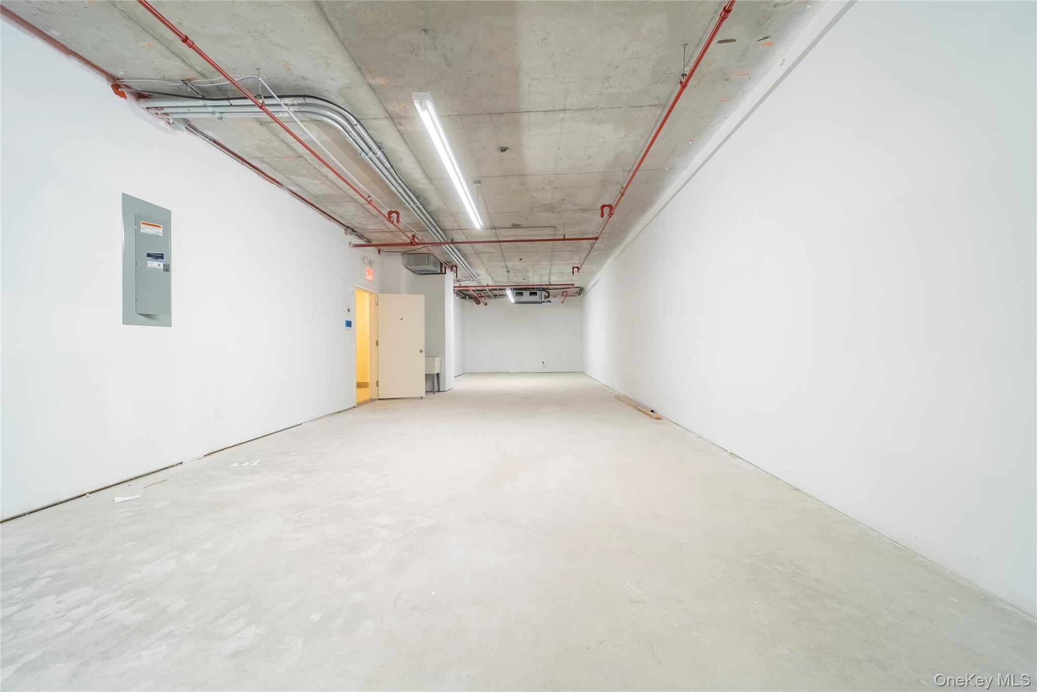 124-28 Queens Boulevard, Unit 4D photo 2