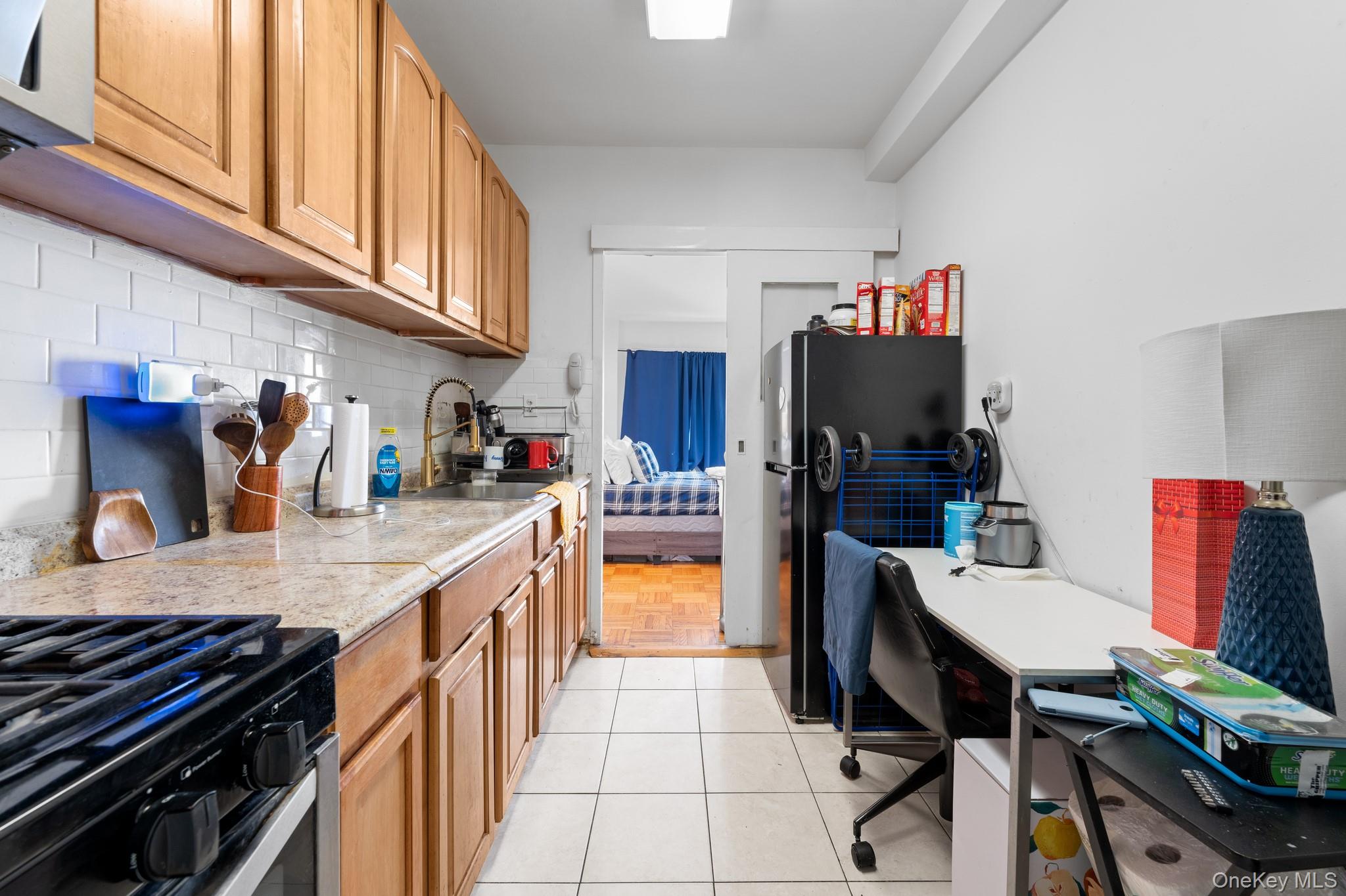 4 Fordham Hill Oval, Unit 9E photo 8