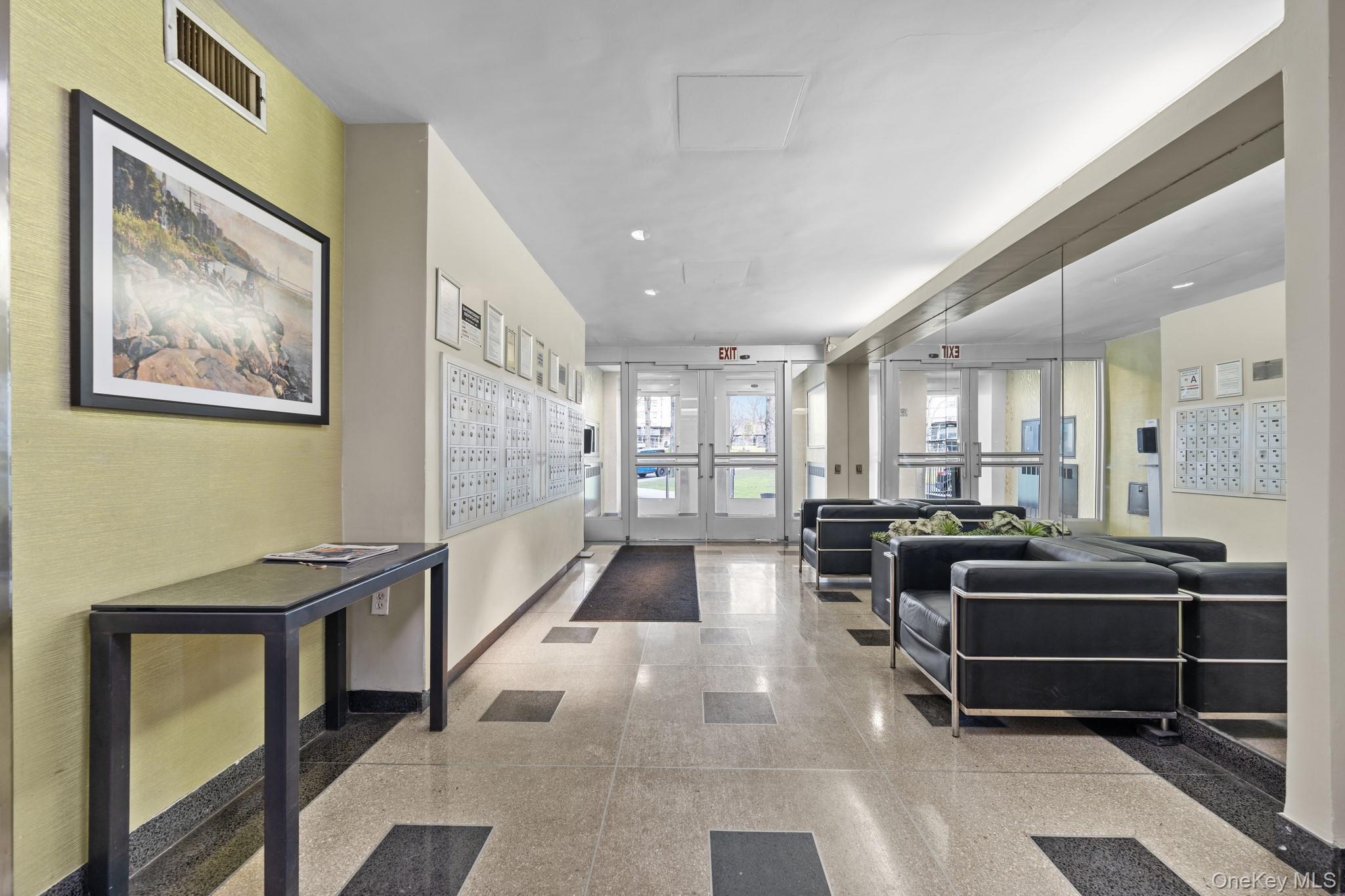 4 Fordham Hill Oval, Unit 9E photo 12