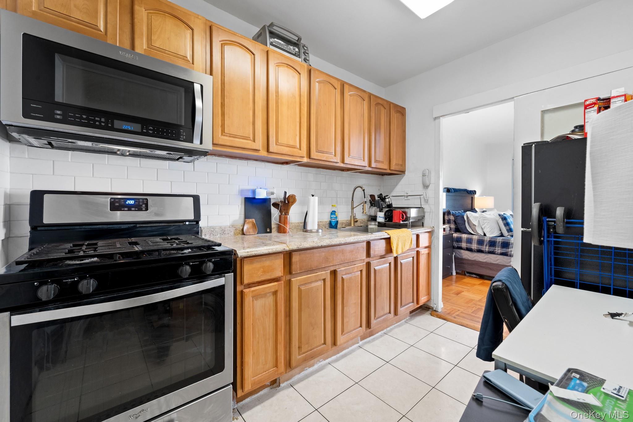 4 Fordham Hill Oval, Unit 9E photo 7