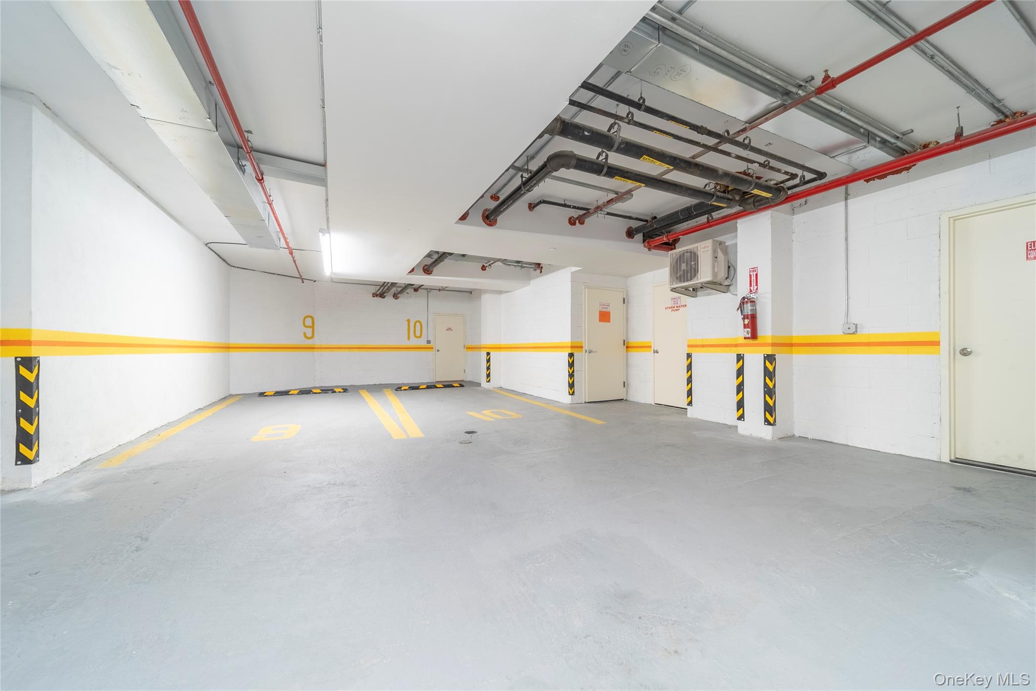 124-28 Queens Boulevard, Unit 3A photo 6