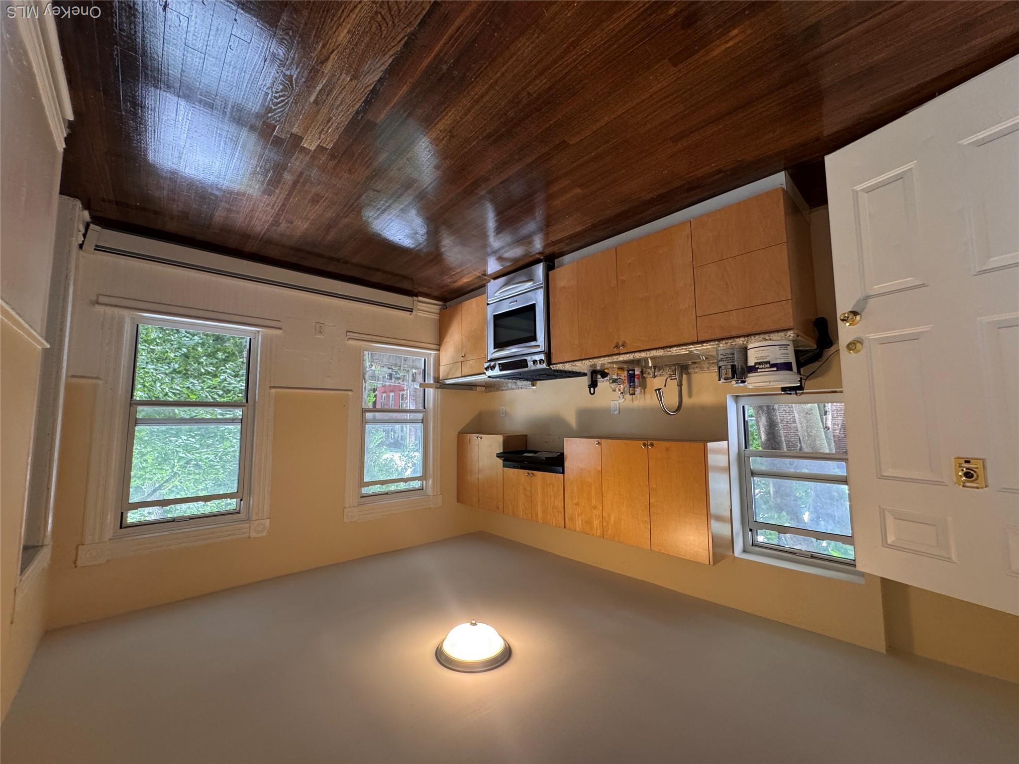 39 Avoca Street – For Rent photo 2