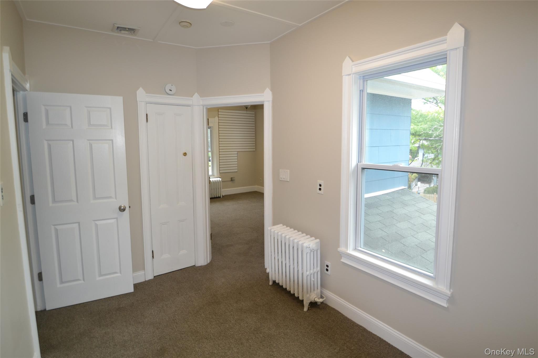 282 S Broadway – For Sale photo 7