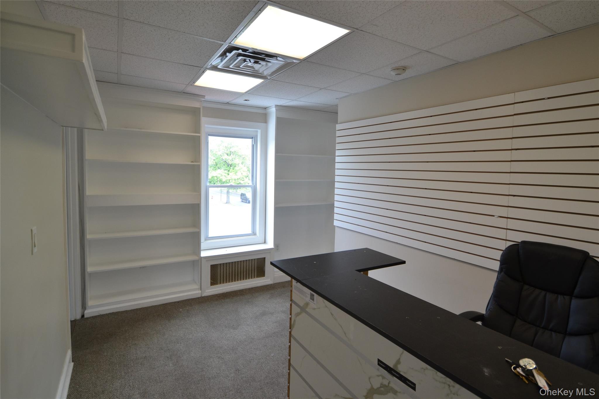 282 S Broadway – For Sale photo 2