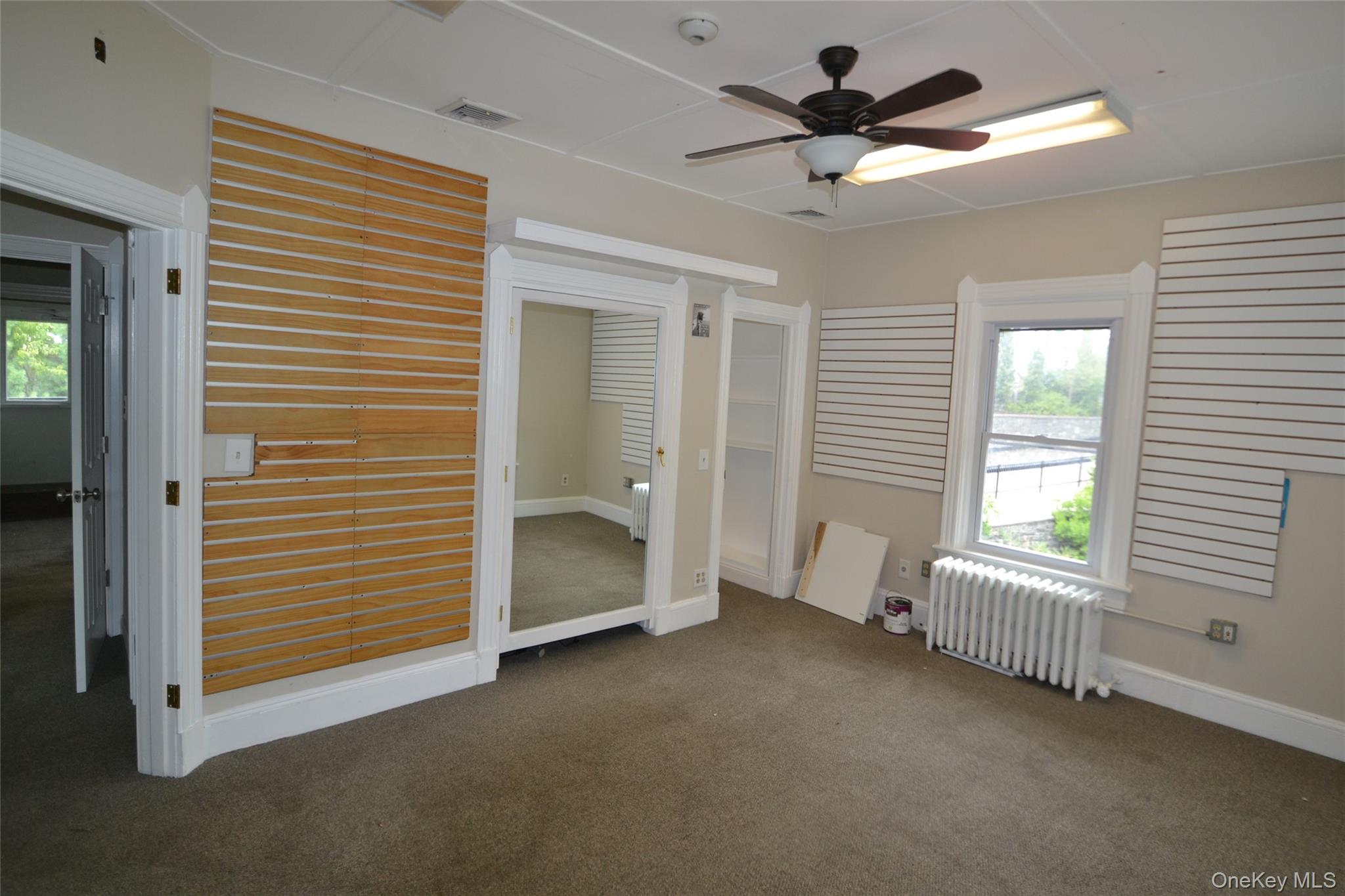 282 S Broadway – For Sale photo 5