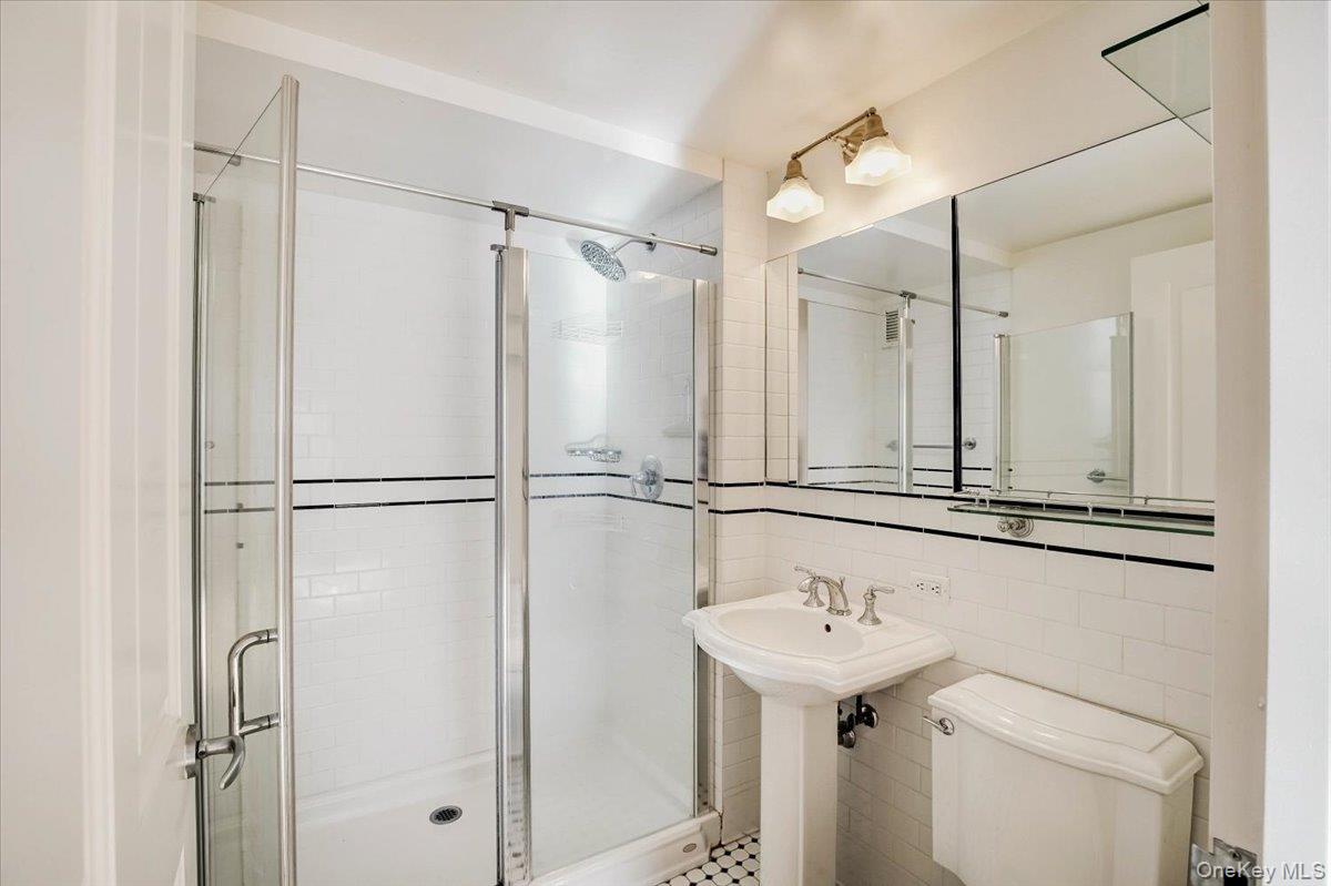 300 W 135th Street, Unit 9G photo 26