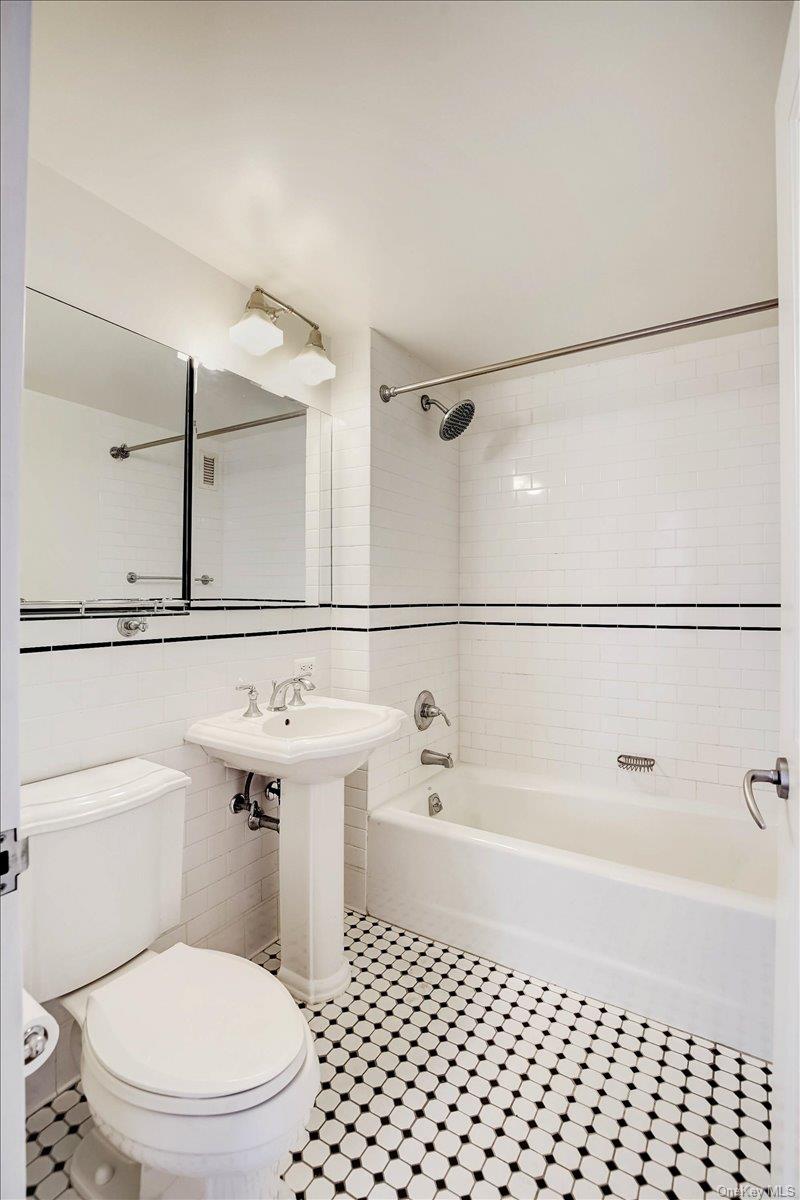 300 W 135th Street, Unit 9G photo 31