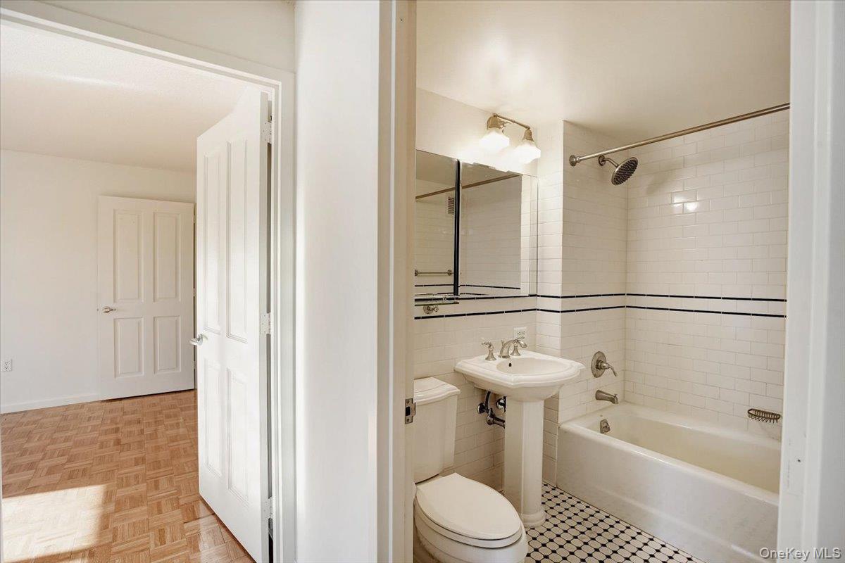 300 W 135th Street, Unit 9G photo 32