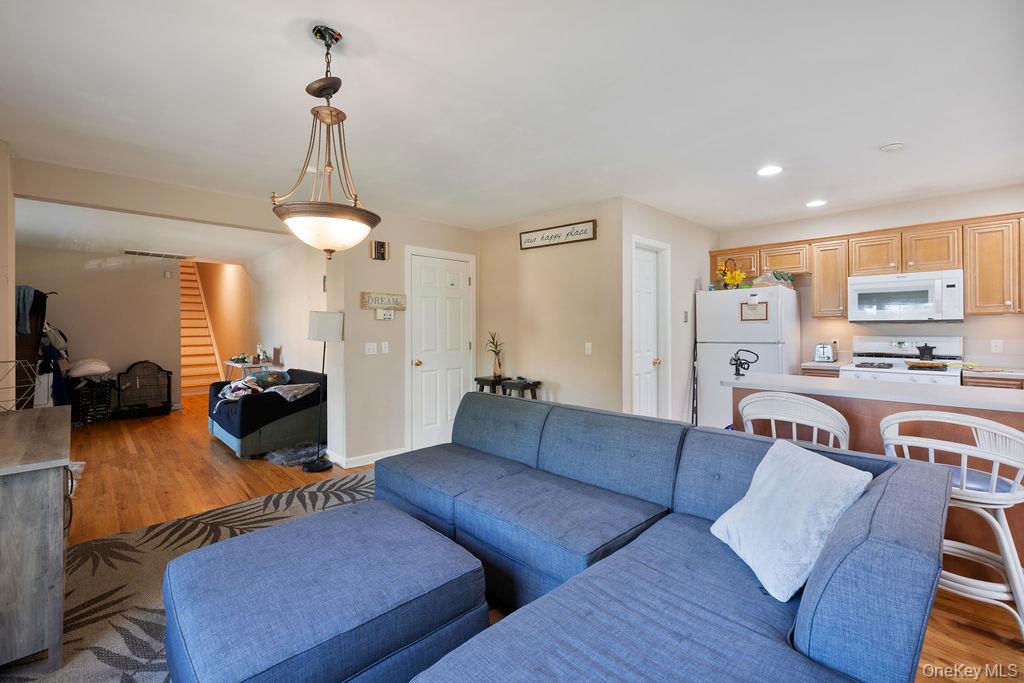 30 Chestnut St, , NY Street – For Sale photo 8