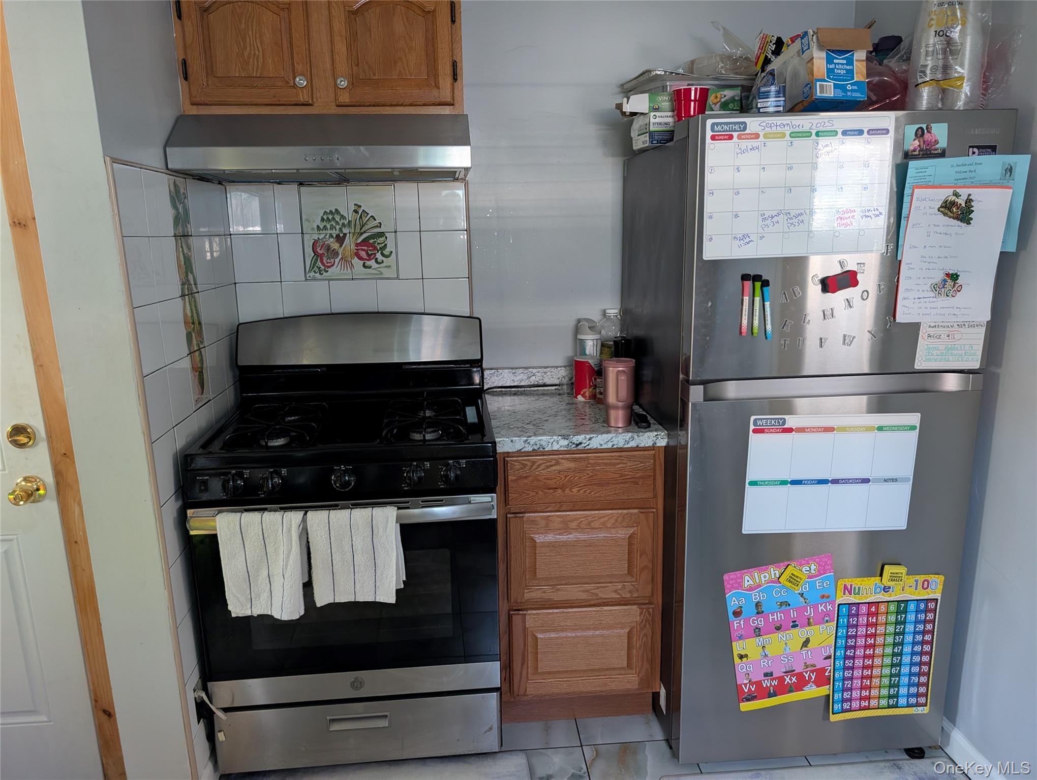 186 Westbury Boulevard – For Sale photo 2