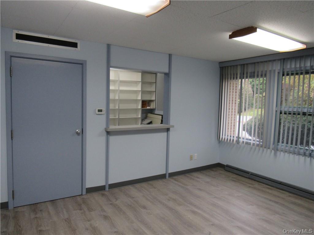 1983 Crompond Road, Unit 201 photo 8