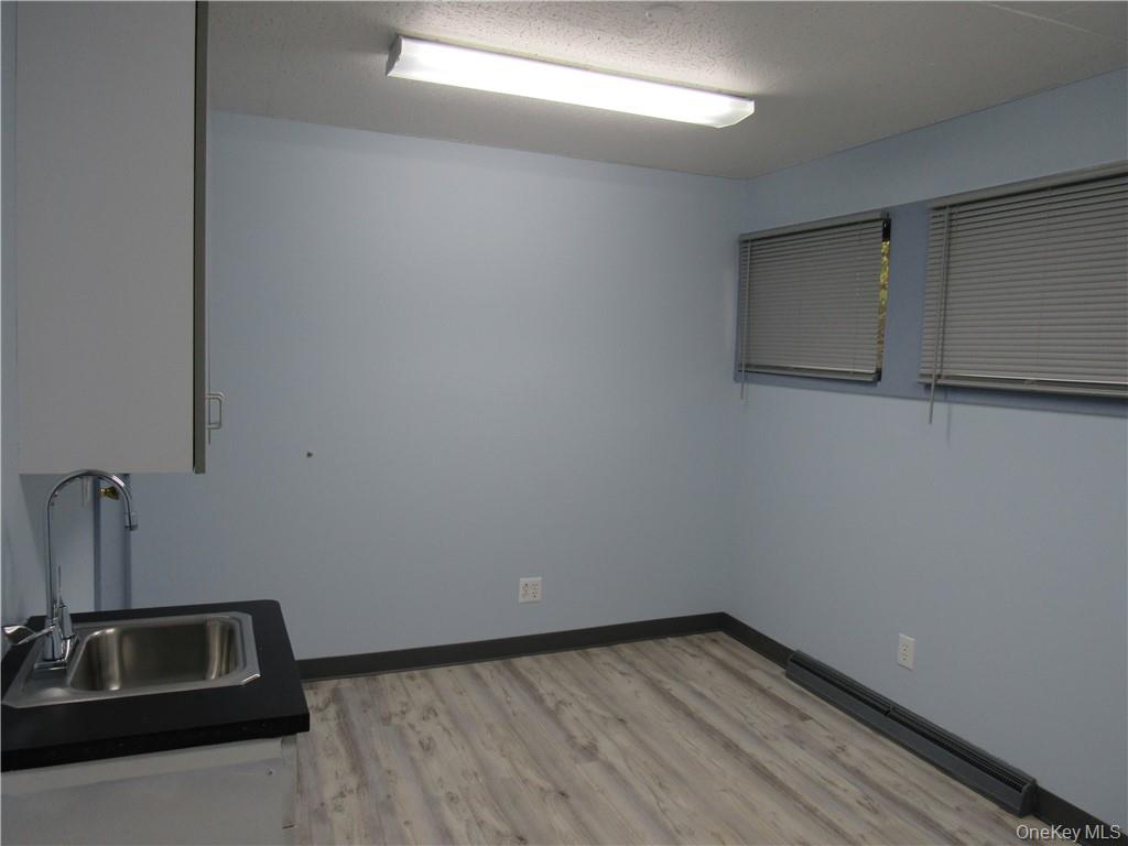 1983 Crompond Road, Unit 201 photo 18