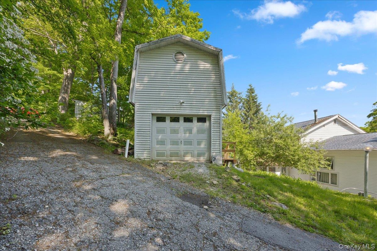 398 E Main Street – For Sale photo 34