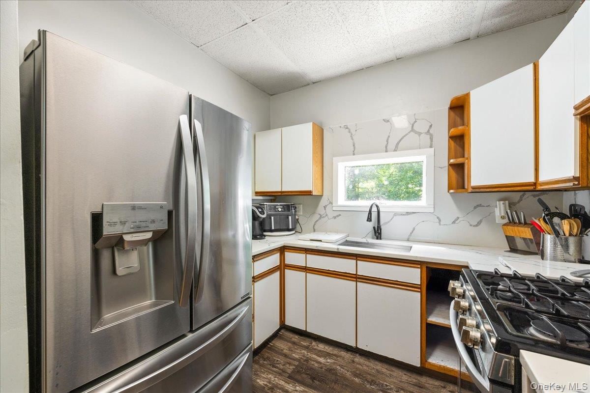 398 E Main Street – For Sale photo 13