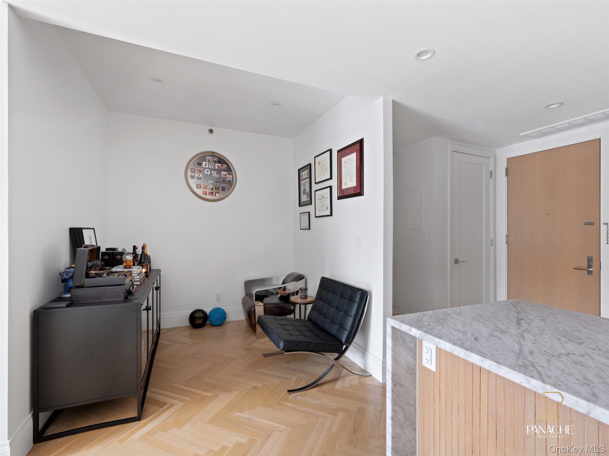 300 W 122nd Street, Unit 6N photo 10