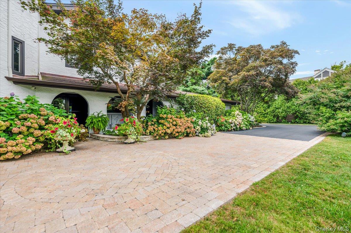50 Cedar Lane – For Sale photo 10