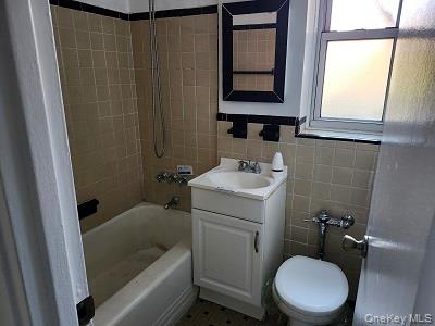 485 Bronx River, Unit B15 photo 6