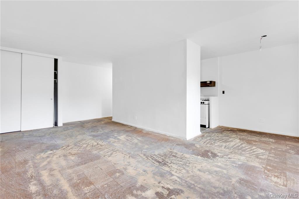 2928 W 5th Street, Unit 2C photo 6