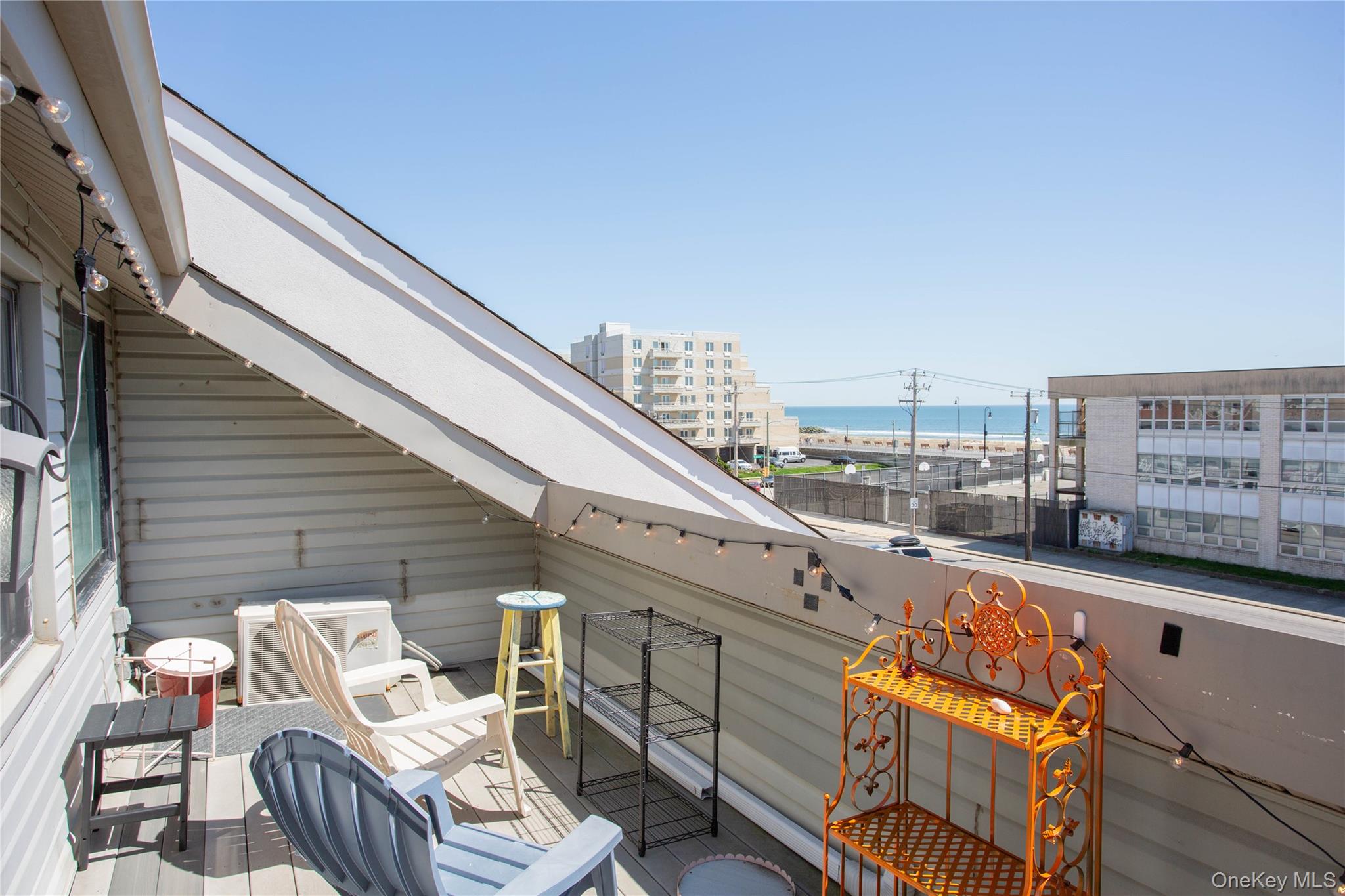 521 W Broadway, Unit B photo 22