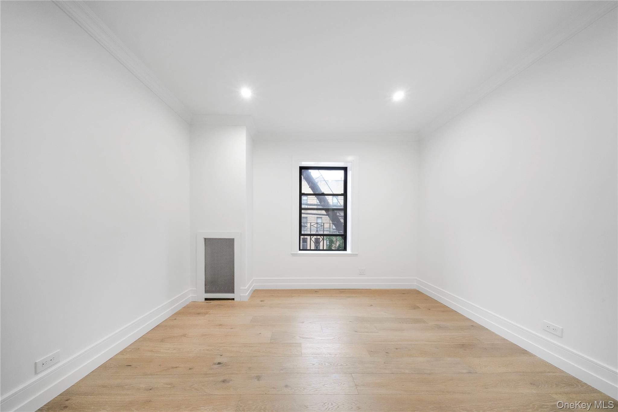 31-14 Crescent Street, Unit 5B photo 7