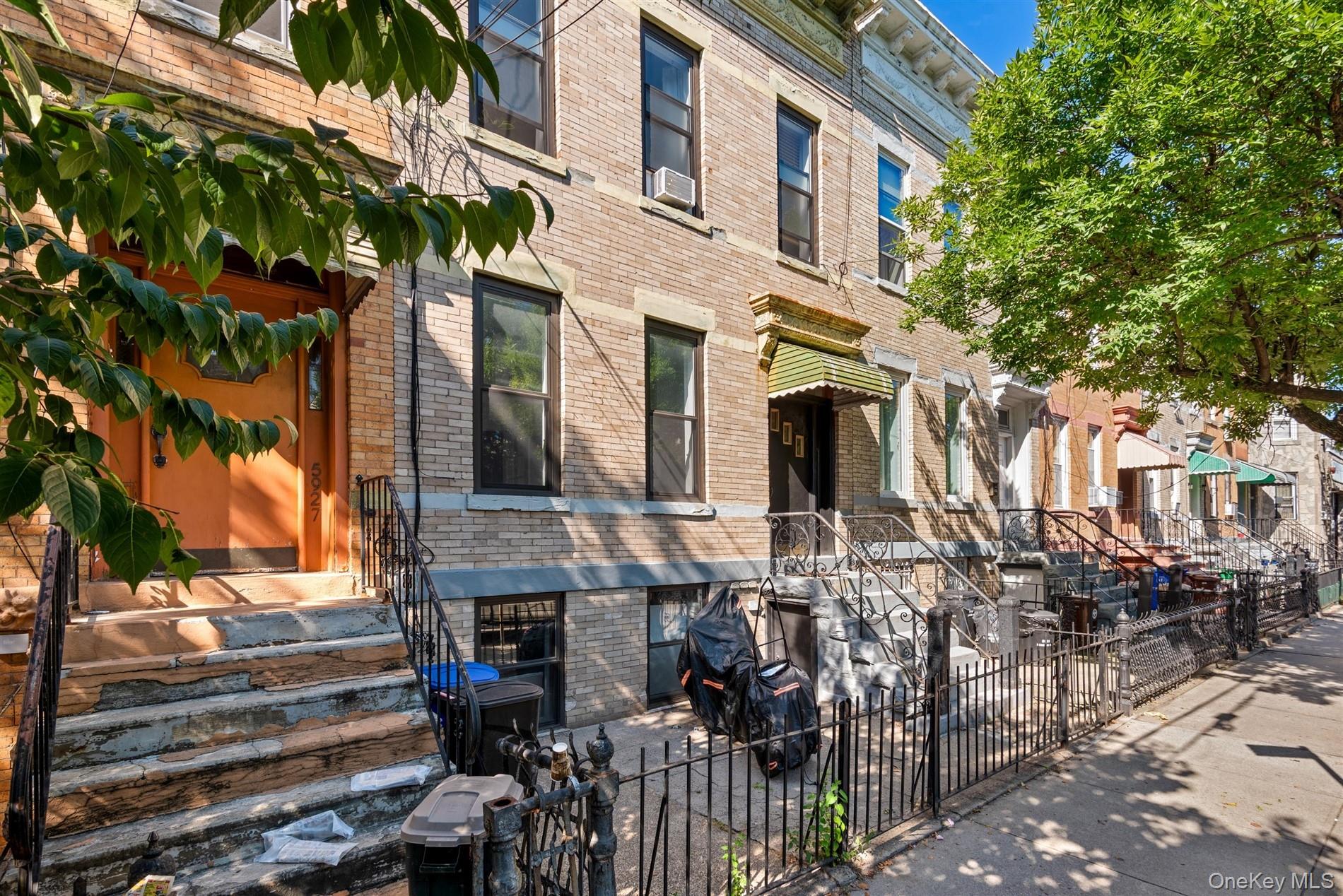 5929 Linden Street – For Sale