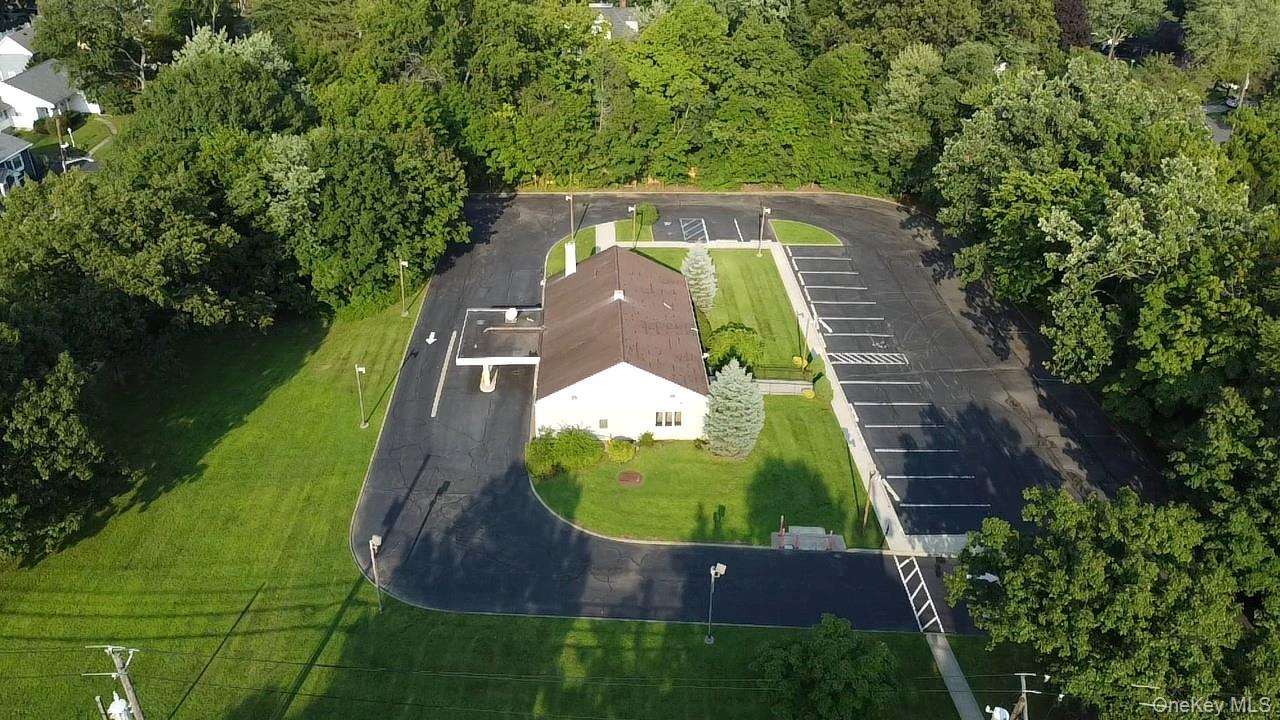 230 N Middletown Road – For Sale photo 4