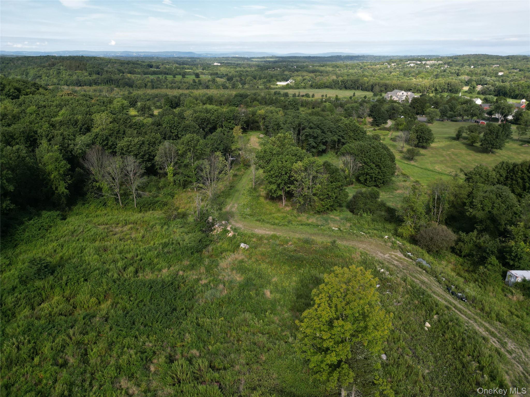 36 Gem Mountain – For Sale photo 3
