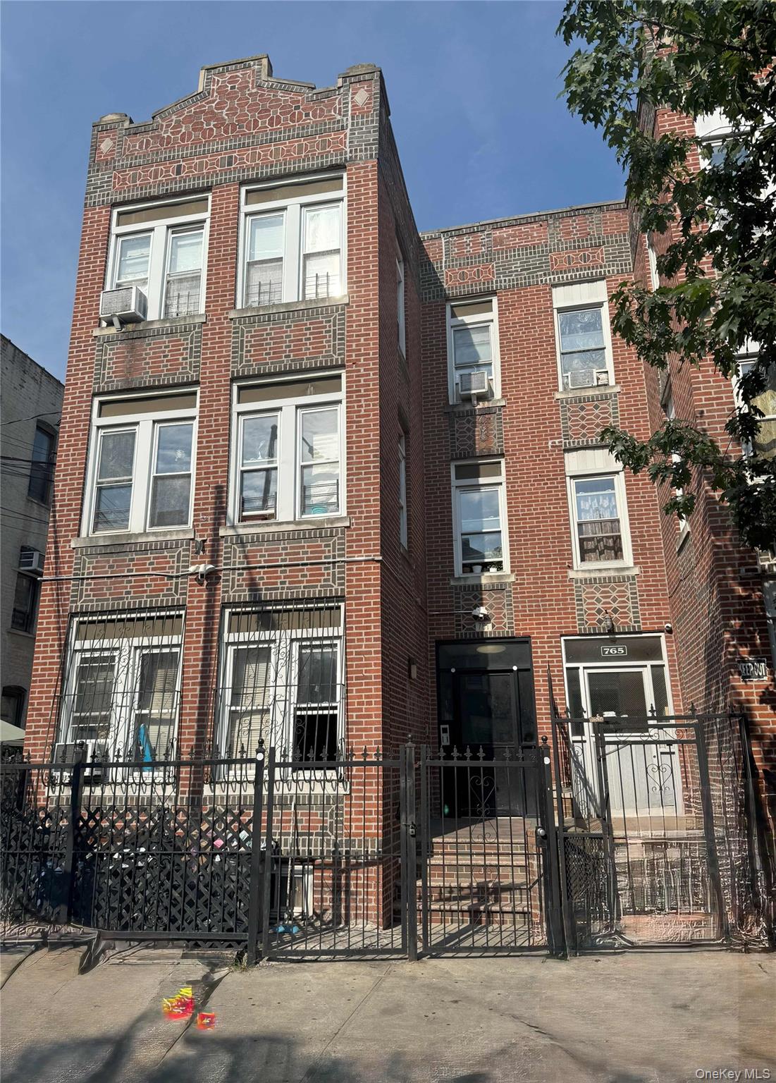 761 Miller – For Sale