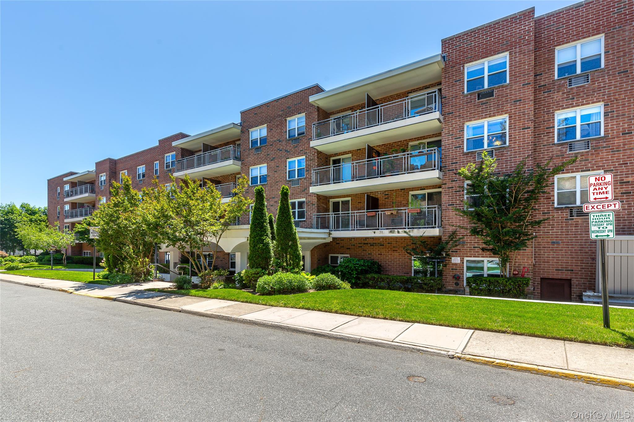 10 Ipswich Avenue, Unit Apt. 3I photo 23