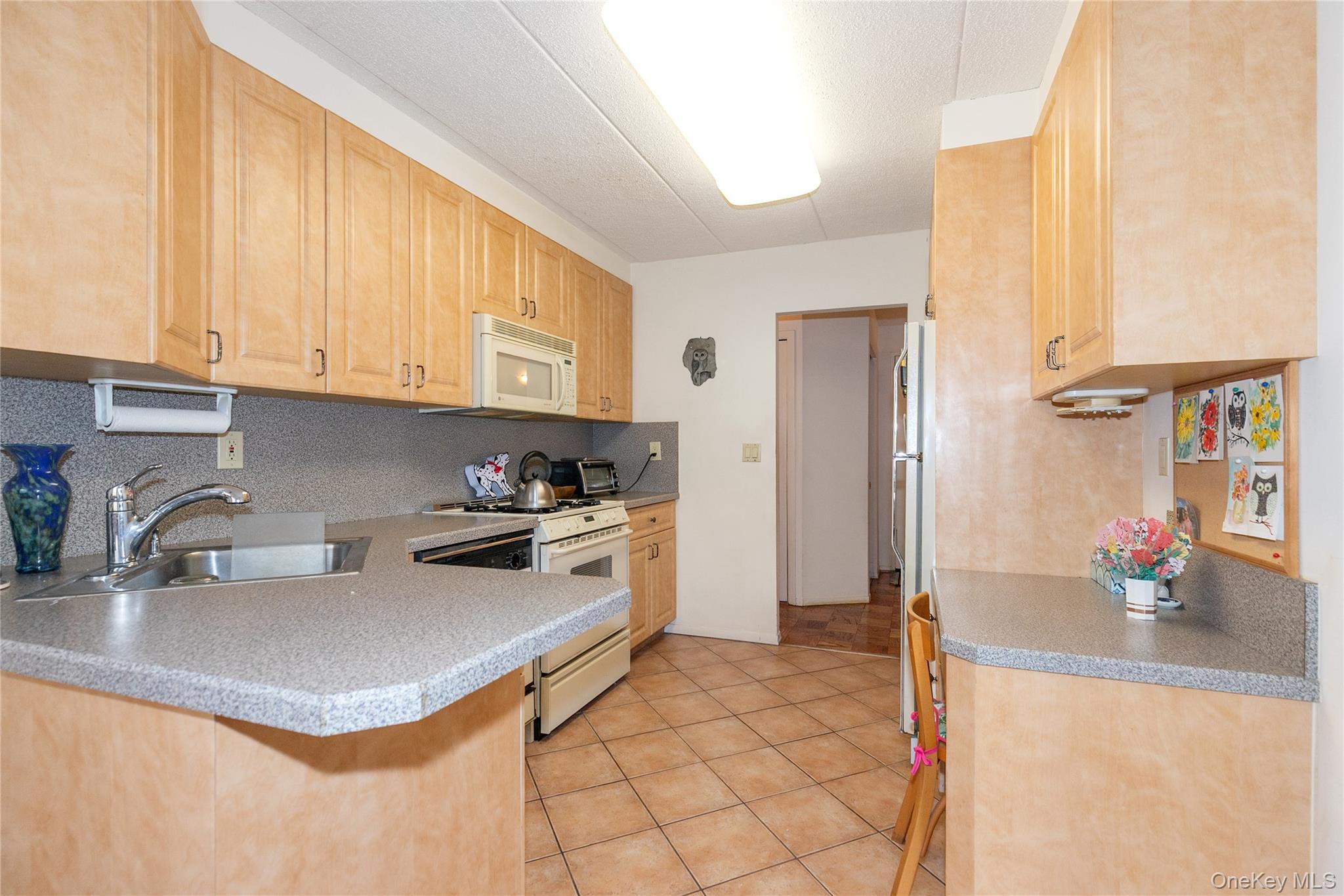 10 Ipswich Avenue, Unit Apt. 3I photo 20