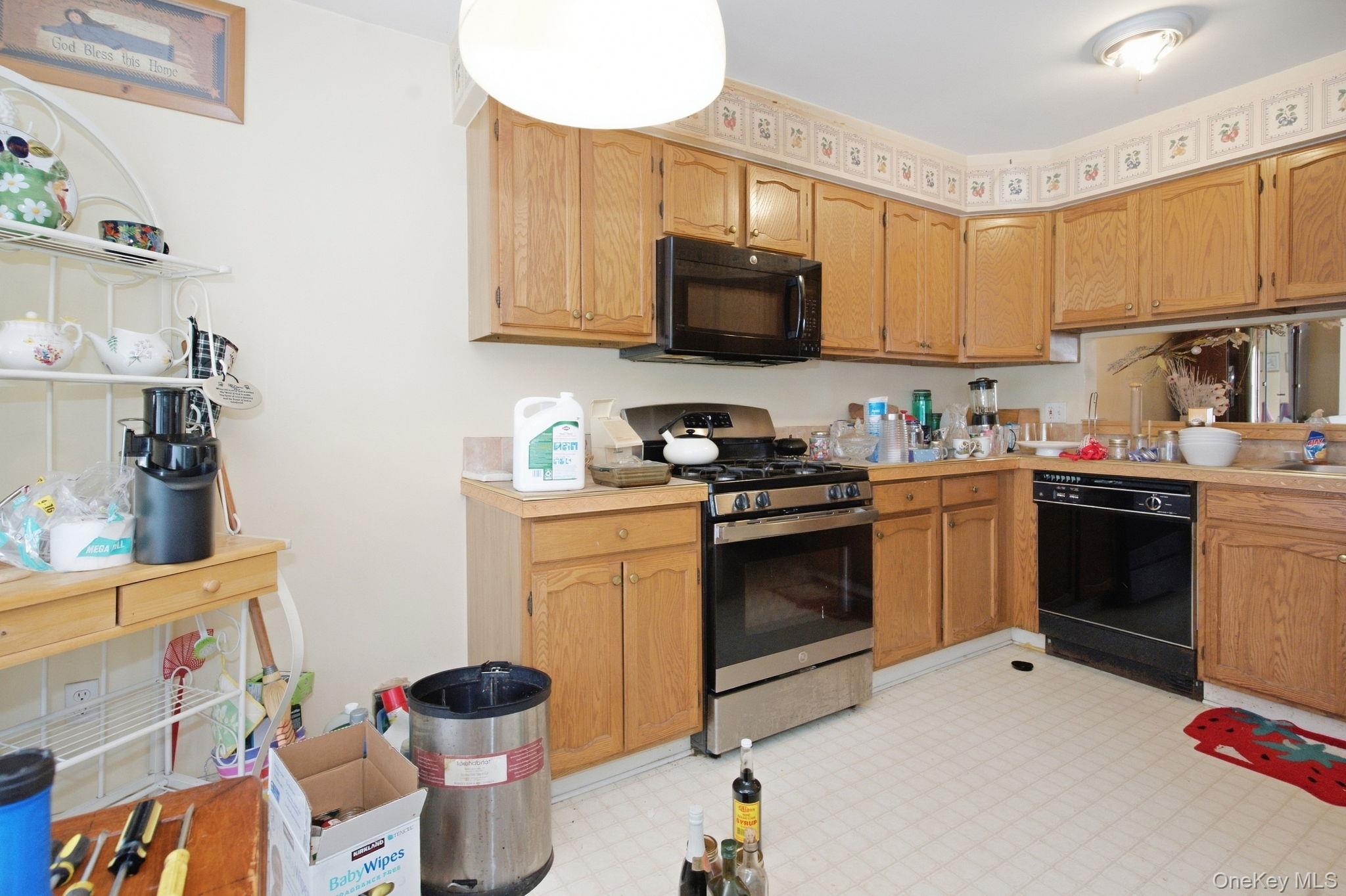 12 Soundview Street – For Sale photo 11