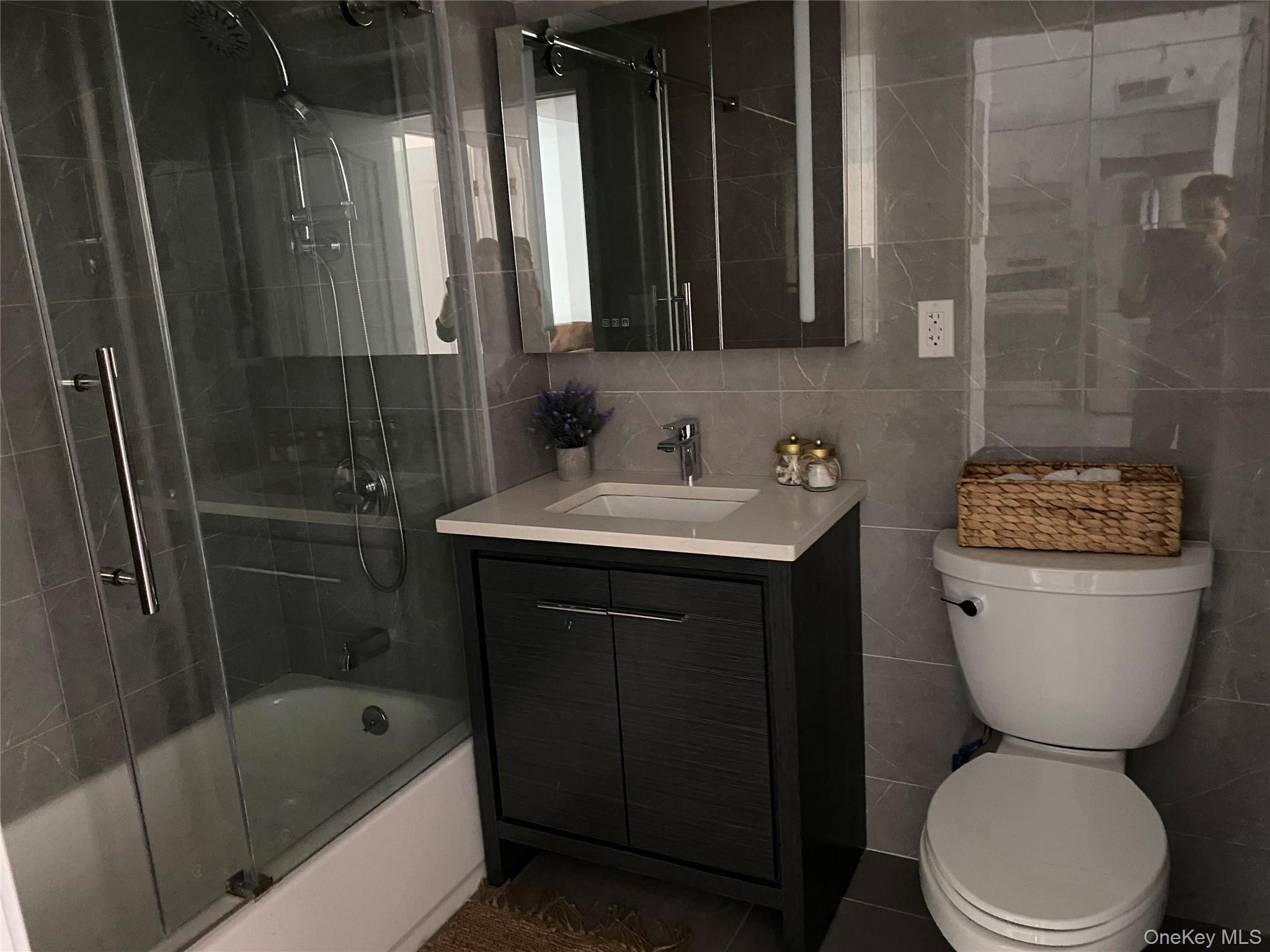 65-18 AUSTIN ST AUSTIN ST, Unit 8A photo 12