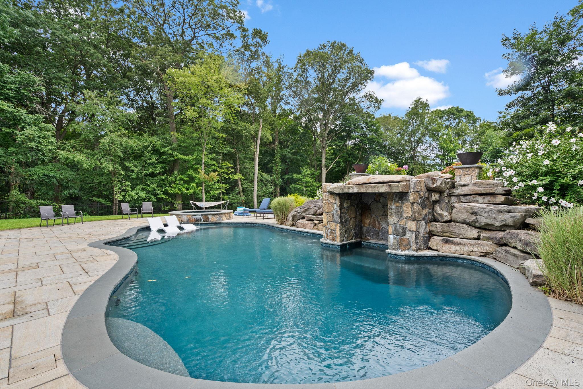 20 Stonewall Circle – For Sale photo 29