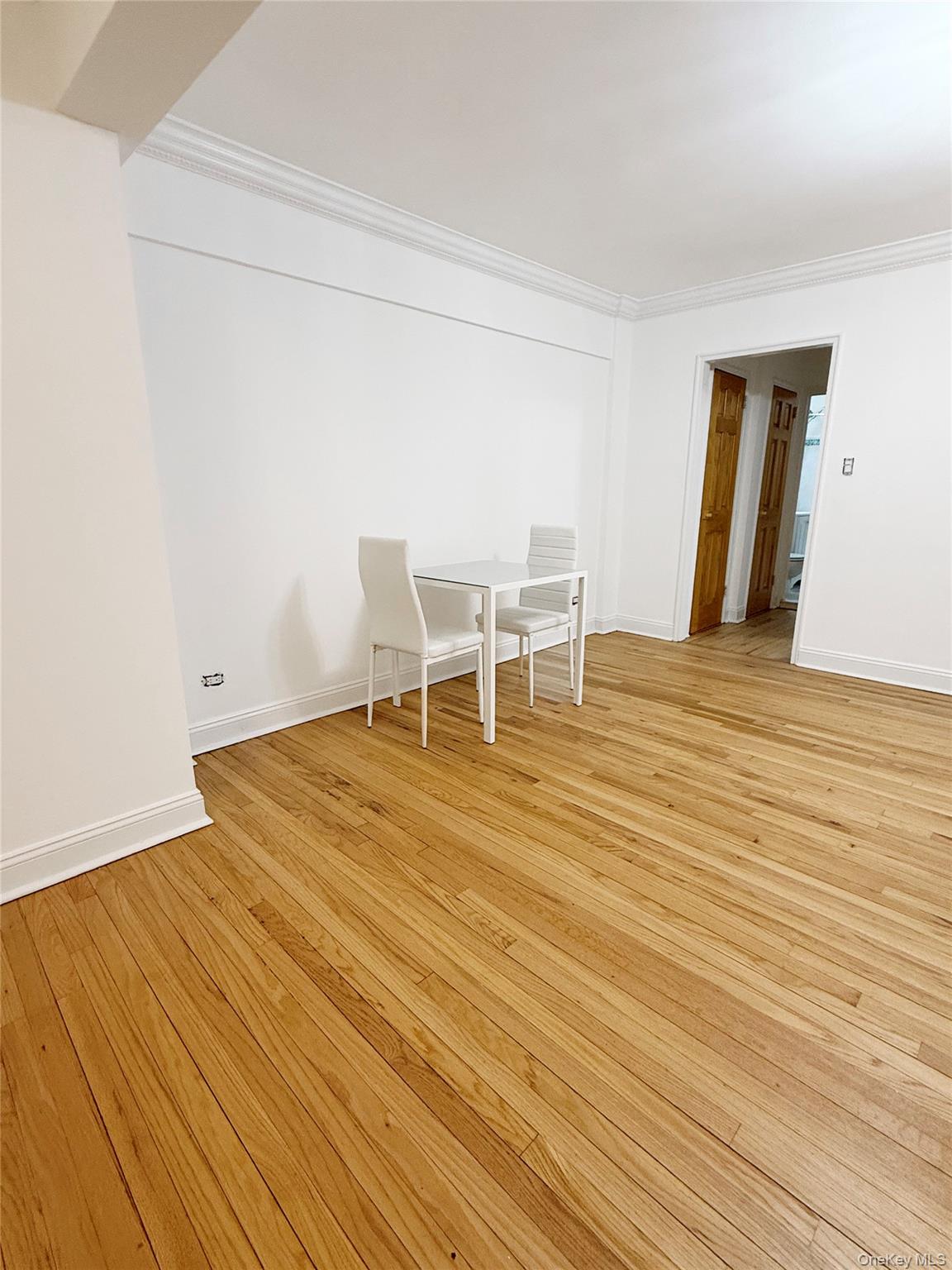 5640 Netherland Avenue, Unit 1B photo 8