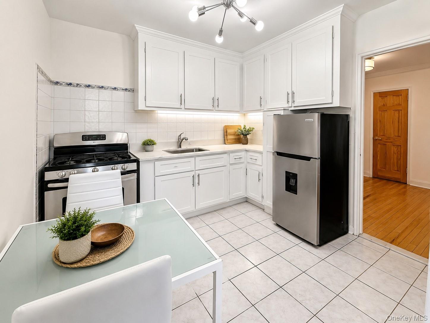 5640 Netherland Avenue, Unit 1B