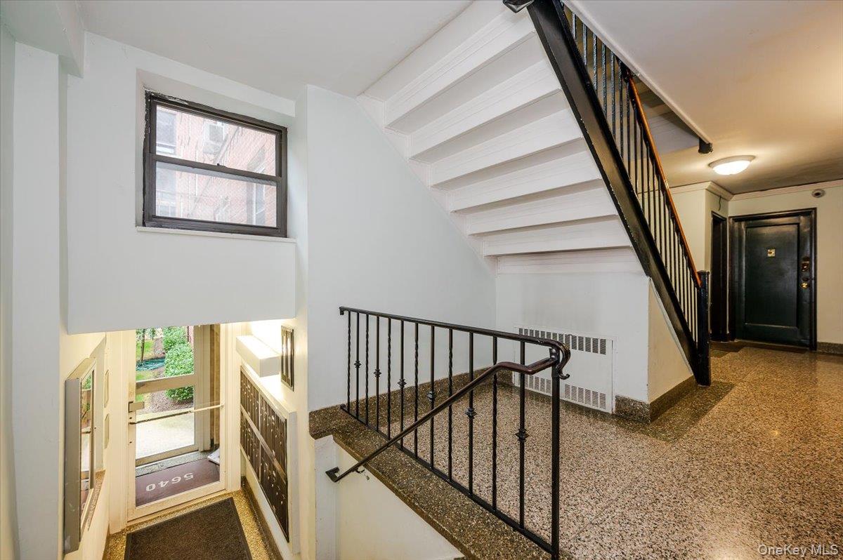 5640 Netherland Avenue, Unit 1B photo 9