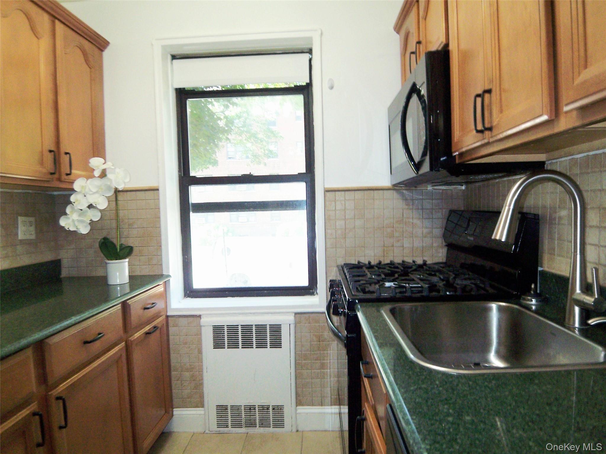 485 E Lincoln Avenue, Unit 105 photo 5