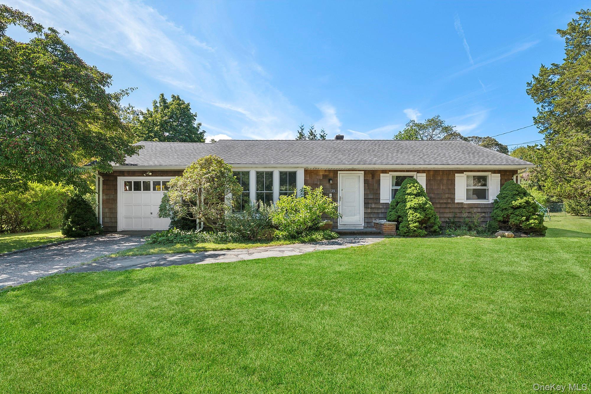 35 Bayberry Lane – For Rent